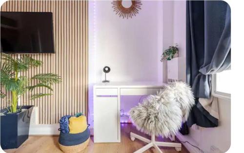 Leeds Apartment | 1 bed Flat 'Beta' in Dewsbury road, Leeds