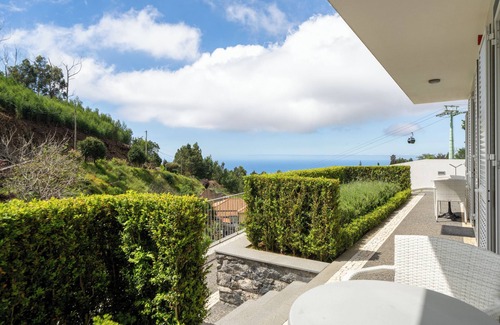 Monte Apartment | 1-bed Garden Apt 2 in character Babosas Village