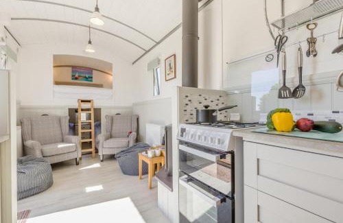 Aldborough Cabin | 1 Bed in Baconsthorpe oc-b32691