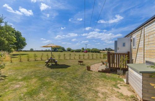 Aldborough Cabin | 1 Bed in Baconsthorpe oc-b32691