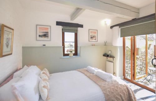 Bideford House | 1 Bed in Bideford 76894