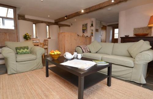 Bridport House | 1 Bed in Charmouth CIBAR