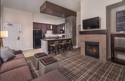 Park City Resort | 1 bedroom 1 BA Presidential , pullout sofa, sleeps 4 full kitchen washer dryer