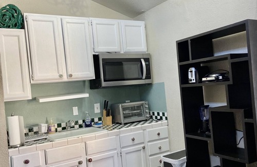Spring Valley Condo | 1 Bedroom 1 Bath 5 minutes drive to The Strip ,Pet Friendly unit 5