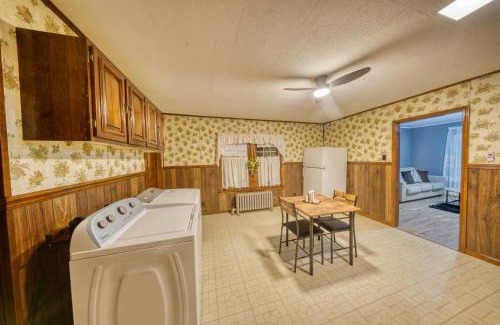 Carbondale Apartment | 1-Bedroom, 1-Bath Getaway