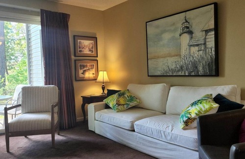 Acme Condo | 1 bedroom 2 bath condo overlooking Grand Traverse Bay and Acme Creek