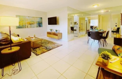 Lighthouse Point Apartment | 1 Bedroom 706764 by Houzlet