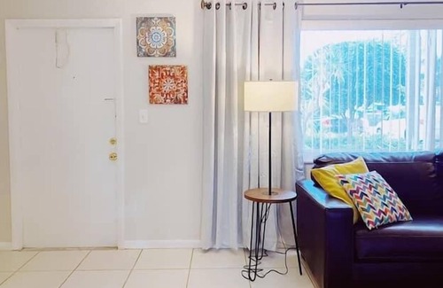 Lighthouse Point Apartment | 1 Bedroom 706764 by Houzlet