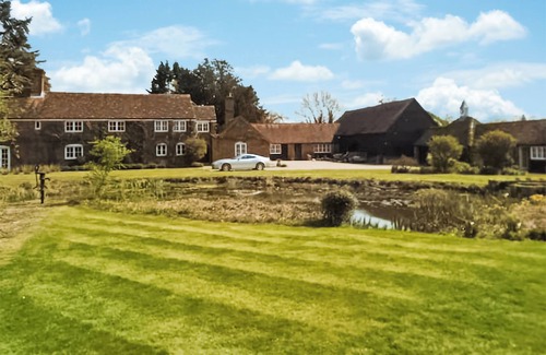 East Tytherley Cottage | 1 bedroom accommodation in East Tytherley