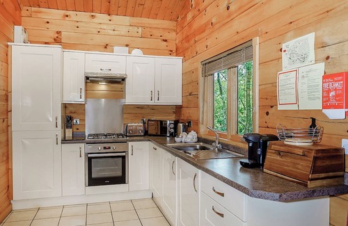 Freehay Ski Chalet | 1 bedroom accommodation in Freehay, Cheadle