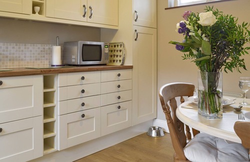 East Dereham Cottage | 1 bedroom accommodation in Yaxham, near Norwich