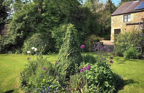 Hope Cottage | 1 bedroom accommodation in Hope, near Castleton