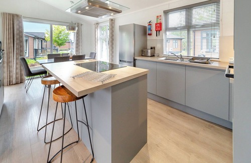 Pentney Ski Chalet | 1 bedroom accommodation in Pentney, King’s Lynn
