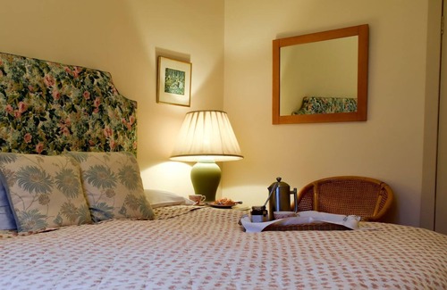 Perth Cottage | 1 bedroom accommodation in Forgandenny