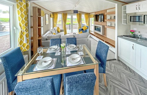 Laurencekirk Ski Chalet | 1 bedroom accommodation in Laurenkirk