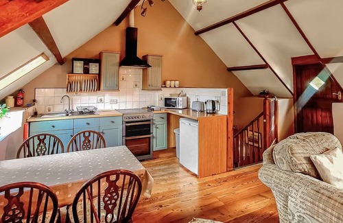 Porthyrhyd Cottage | 1 bedroom accommodation in Pontyberem, Carmarthenshire