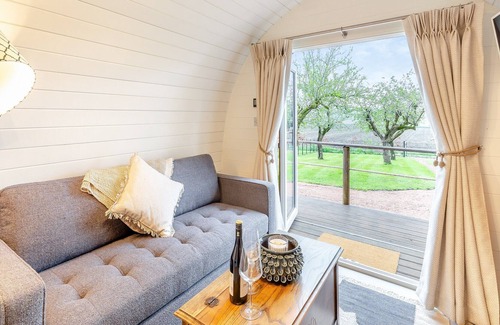 Shrewsbury Cottage | 1 bedroom accommodation in Hookagate, near Shrewsbury