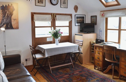 West Mersea Cottage | 1 bedroom accommodation in West Mersea, near Colchester