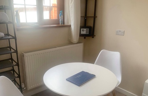 Thorpe Satchville Cottage | 1 bedroom accommodation in Leicester