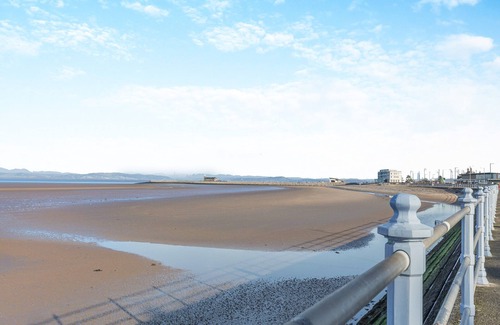 Morecambe Apartment | 1 bedroom accommodation in Morecambe
