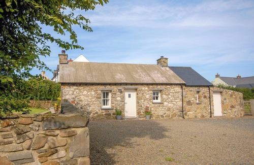 Haverfordwest Cottage | 1 bedroom accommodation in St Davids