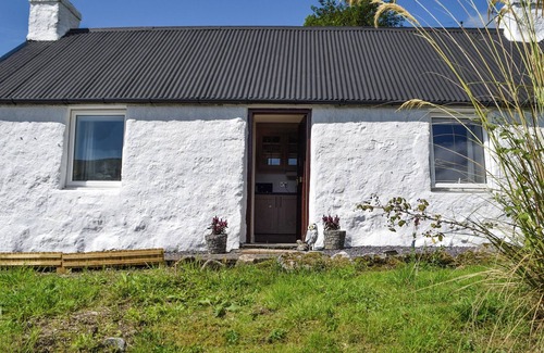Salen Cottage | 1 bedroom accommodation in Strontian