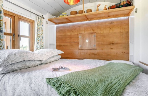 Langport Cottage | 1 bedroom accommodation in Henley, Langport