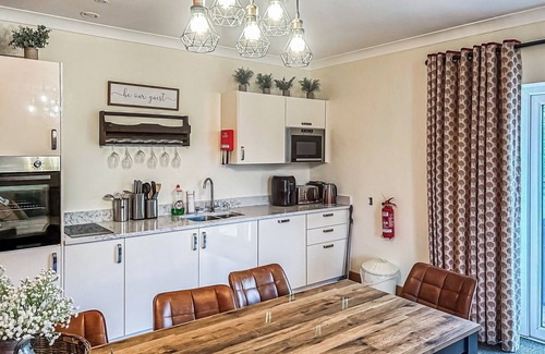 Flaxton Ski Chalet | 1 bedroom accommodation in Flaxton
