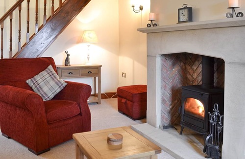 Barkisland Cottage | 1 bedroom accommodation in Barkisland, near Halifax