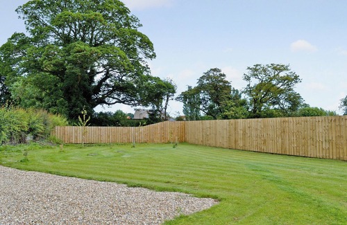 Kilnwick Cottage | 1 bedroom accommodation in Hempholme, near Brandesburton