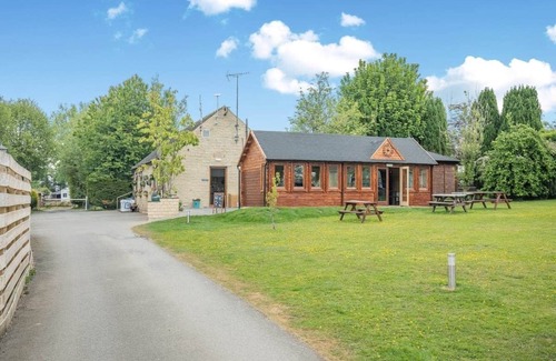 Longnor Cabin | 1 bedroom accommodation in Longnor, Nr. Buxton
