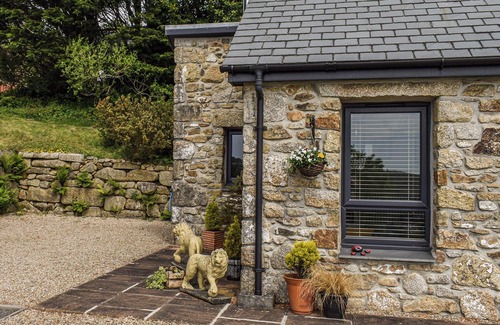 Lanner Cottage | 1 bedroom accommodation in Lanner, near Falmouth