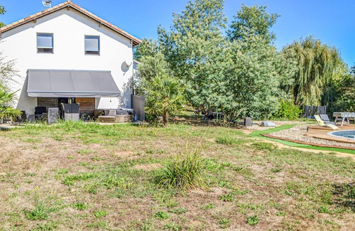 Mugron Apartment | 1 bedroom accommodation in Mugron