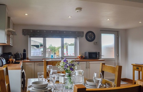 Malpas Cottage | 1 bedroom accommodation in Willington, near Whitchurch