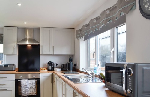 Malpas Cottage | 1 bedroom accommodation in Willington, near Whitchurch