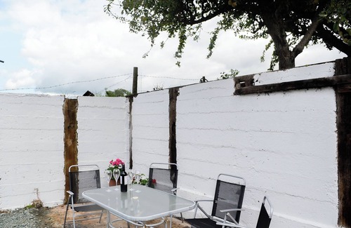 Malpas Cottage | 1 bedroom accommodation in Willington, near Whitchurch