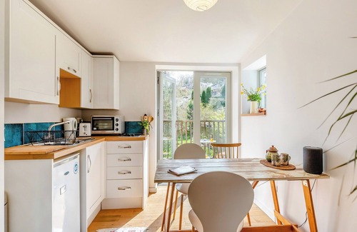 Totnes Cottage | 1 bedroom accommodation in Totnes