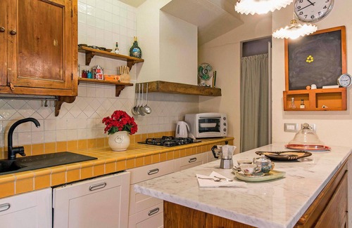 Siena House | 1 bedroom amazing home in siena -si-