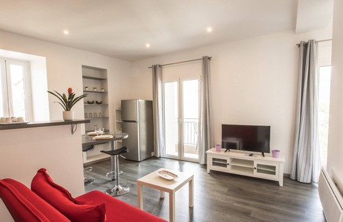 Argeles Gazost Apartment | 1 Bedroom Apartment in Argelès-Gazost