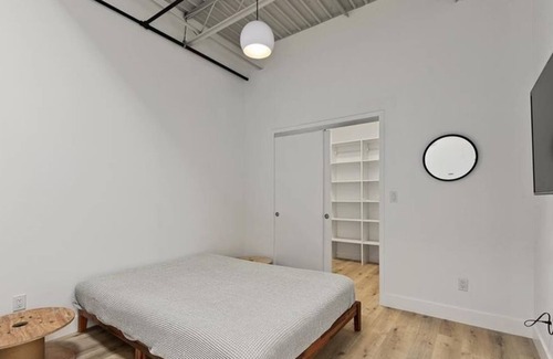 Port Chester Apartment | 1 Bedroom Apartment 305926 by Houzlet