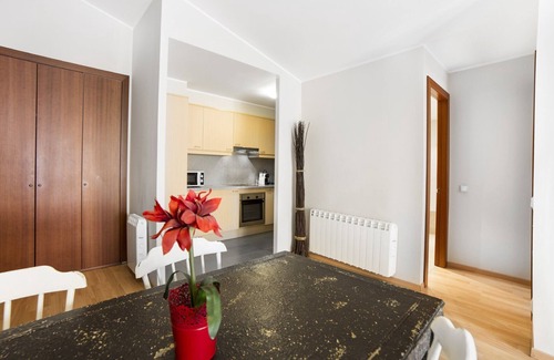 El Tarter Apartment | 1 Bedroom Apartment next to ski slopes. El Tarter.FLOC 31