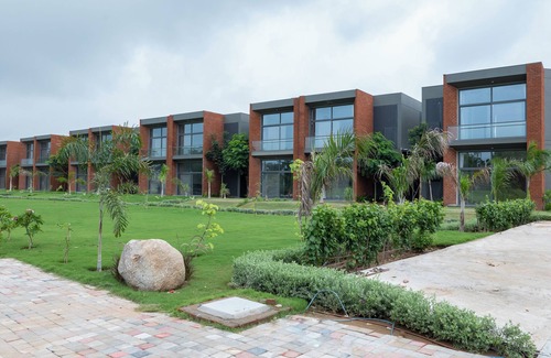 Padra Apartment | 1-bedroom apartment in fabulous Vadodara with fitness room with all amenities.