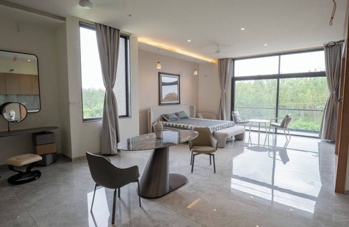 Padra Apartment | 1-bedroom apartment in fabulous Vadodara with fitness room with all amenities.