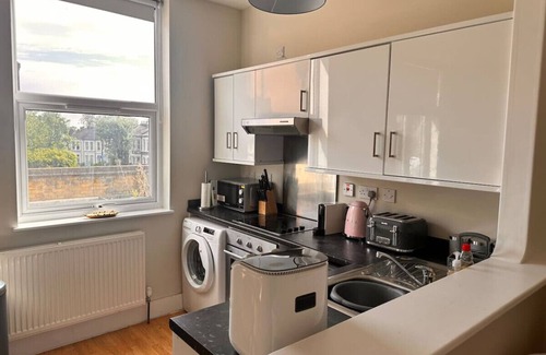 Lewisham Apartment | 1 bedroom Apartment inSE13
