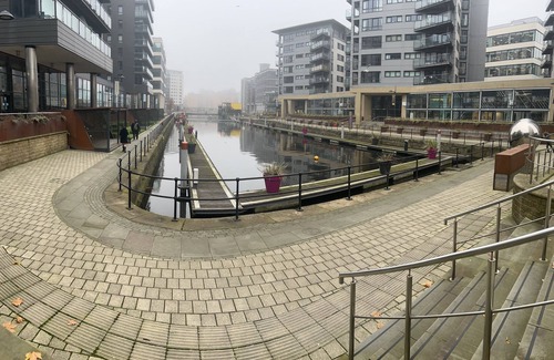 Leeds Apartment | 1 bedroom apartment with amazing Leeds dock view.