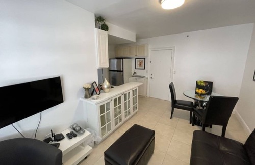 South Pointe Apartment | 1-bedroom apt in SoBe Miami Beach with pool and direct beach access