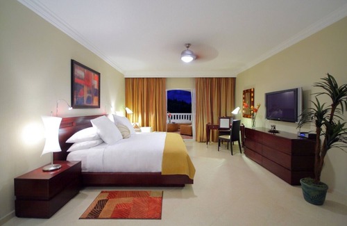 Los Maestros Resort | 1 Bedroom at Lifestyle Resort