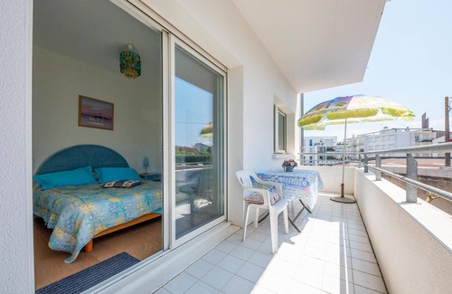 Royan Apartment | 1 bedroom awesome apartment in Royan