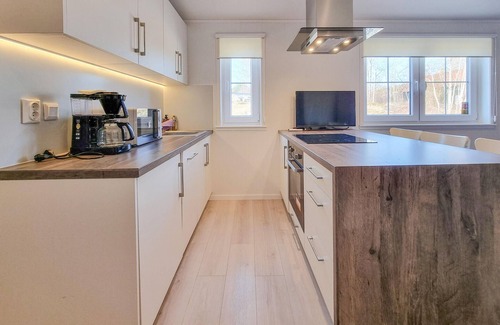Klovedal House | 1 bedroom awesome home in Klövedal