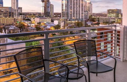Civic District House | 1 Bedroom Condo, Sleeps 4 at Wyndham Austin Resort!